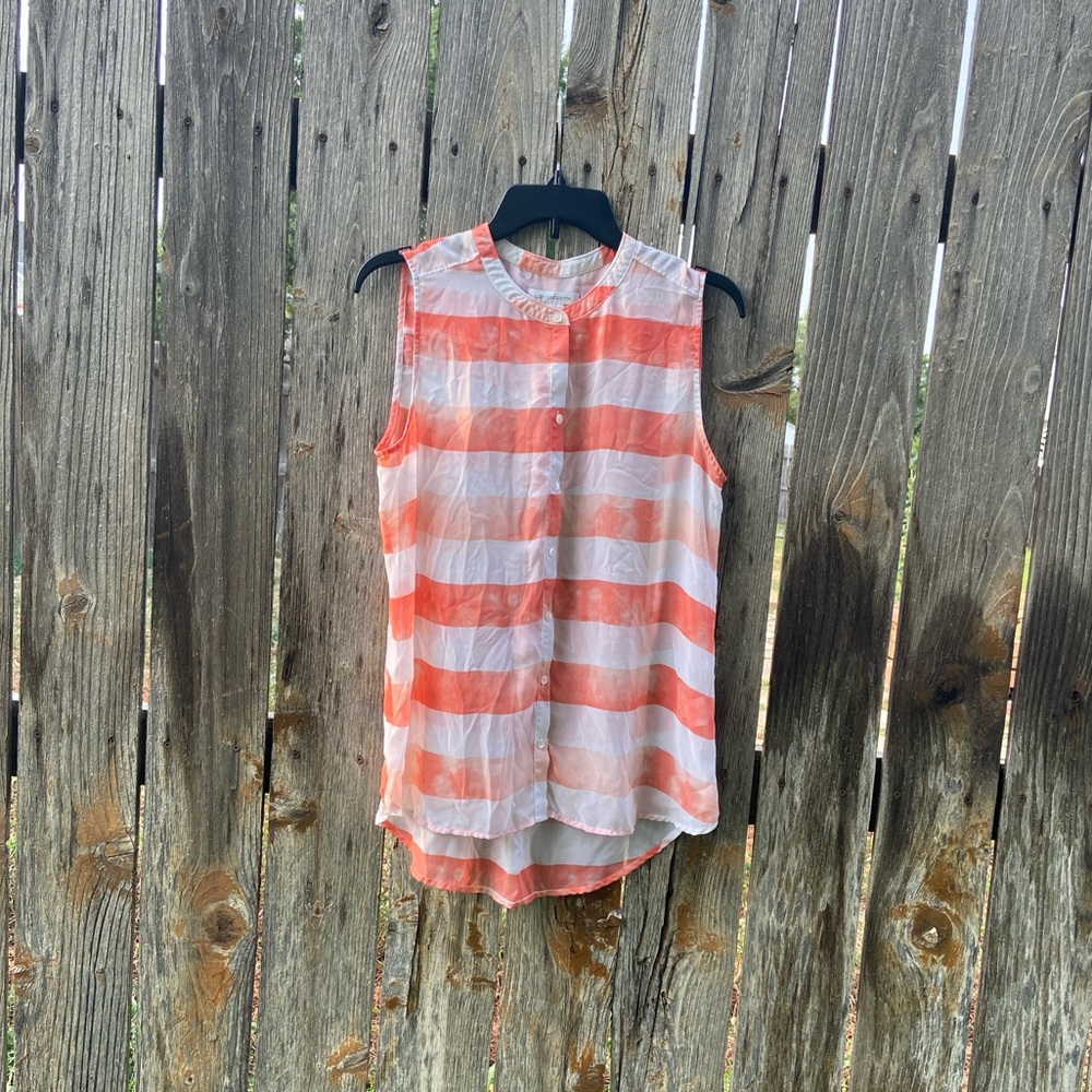 Liz Claiborne Sleeveless Button-Up Tank